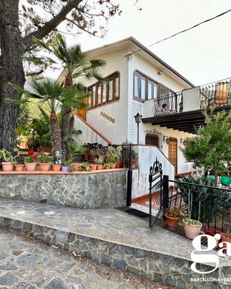 Villa bifamiliare Gioiosa Marea
