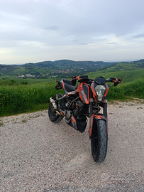 Duke 125