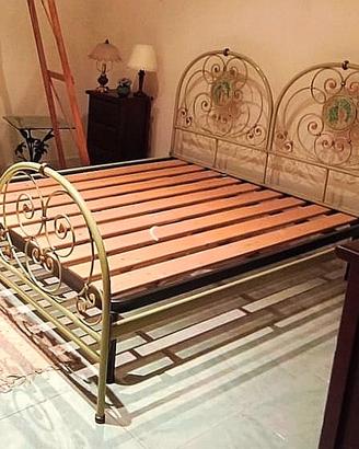 letto ferro battuto decorato