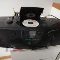 radio stereo con CD perfettamente funzionante