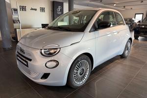 Fiat 500 Berlina Hybrid Icon