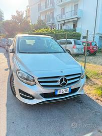 Mercedes B 180 d