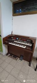 Organo classico Hammond