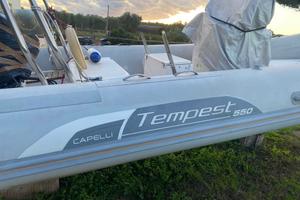 Gommone Tempest capelli