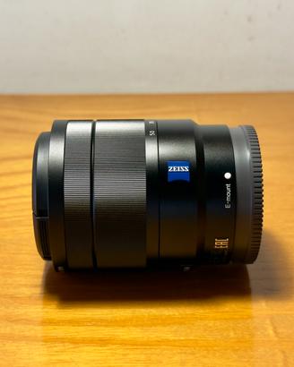 Obiettivo zoom Sony Zeiss 16-70 mm F4