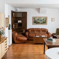 Casa indipendente 260mq. terreno pertinenza 850mq
