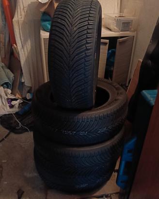 gomme 4 stagioni 225/60 R17