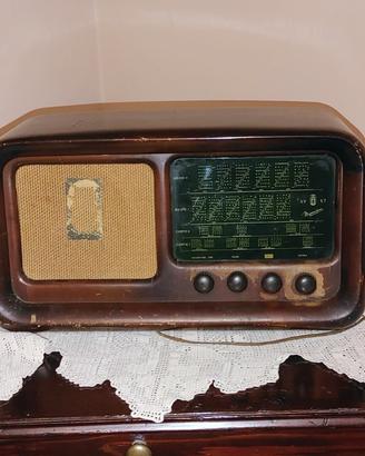 Radio d'epoca.