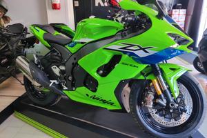 Kawasaki Ninja ZX - 10 R