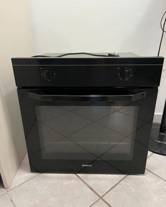 Forno Beko statico con ventilazione tangenziale