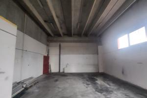 D8 commerciale magazzino/laboratorio