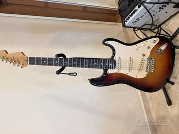 Stratocaster assemblata non Fender