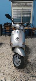 vespa et2 50cc del 2000