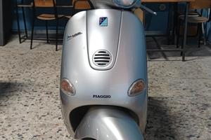 vespa et2 50cc del 2000
