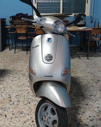 vespa et2 50cc del 2000