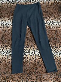 🖤 Leggings Neri Versatili in Cotone Basic 🖤