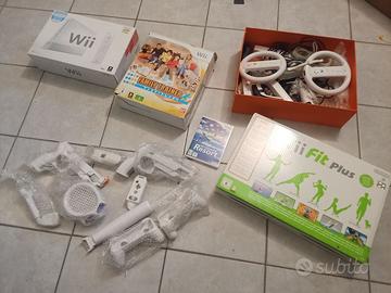CNSOLE WII + TAPPETINO + PEDANA FITNESS + ALTRO