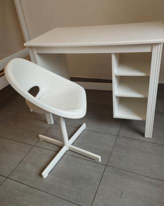 scrivania Ikea Brusali e sedia Loberger