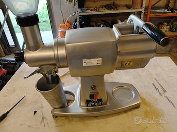 macininino,formaggi,pane,pepe