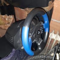 Volante con pedaliera e supporto playstation 