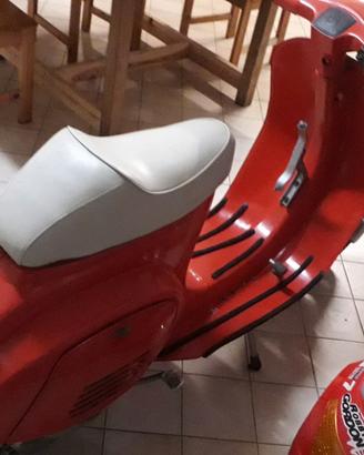 Vespa 50