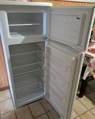 FRIGORIFERO CON CONGELATORE CANDY A LIBERA INSTALL