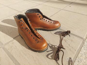 Scarponi da Montagna Vintage Nuovi fatti a mano 42