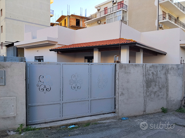 Casa singola con corte nuova