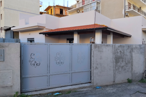 Casa singola con corte nuova