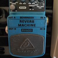 Behringer pedale Reverb Machine RV600