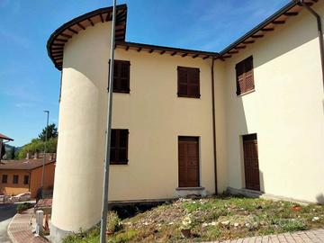 Villa di 300 m² a Nocera Umbra
