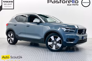 VOLVO XC40 B4 AWD Geartronic Momentum Pro