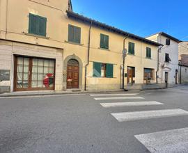 MULTILOCALE A CASCIANA TERME LARI