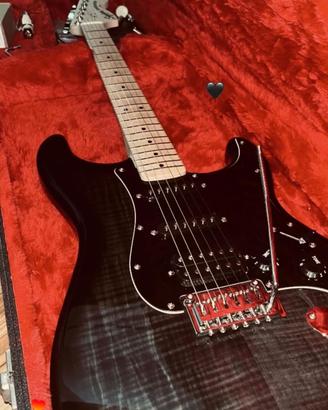 squire fender stratocastee hss blackburst
