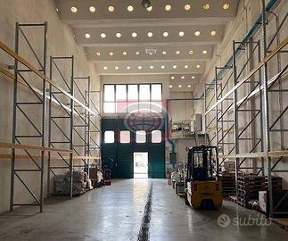 Immobile di 330 m² con 2 locali a Cesena