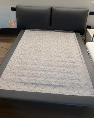 Letto matrimoniale 160×200 in pelle grigio
