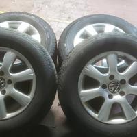 cerchi e gomme 235 65 17 Volkswagen Touareg 