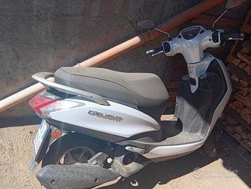 Scooter 125 automatico