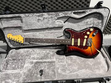 FENDER American Professional II Stratocaster AM PR