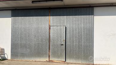 Portone due ante con porta