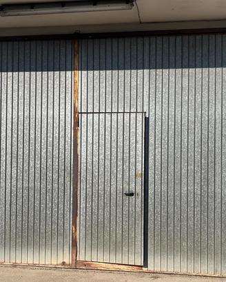 Portone due ante con porta