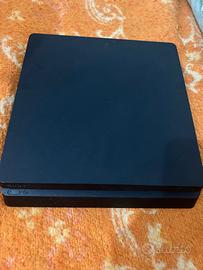 Playstation 4 (PS4)