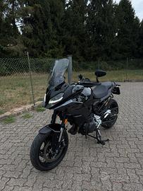 Bmw f 900 xr triple black