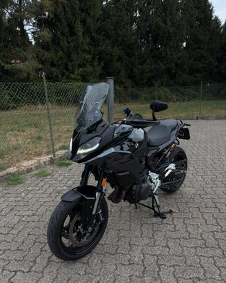 Bmw f 900 xr triple black