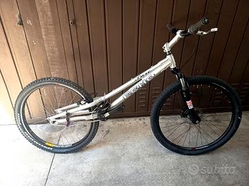 Bici trial Echo