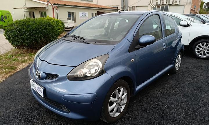 Toyota Aygo 1.0 Sol 5p
