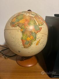 Mappamondo illuminato Nova Rico in legno – Made it