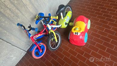 2 bici bambini, 1 macchinina cavalcabile.