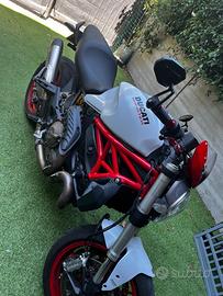 Ducati monster 821 anno 2014