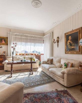 Appartamento di 160 m² con 4 locali a Roma